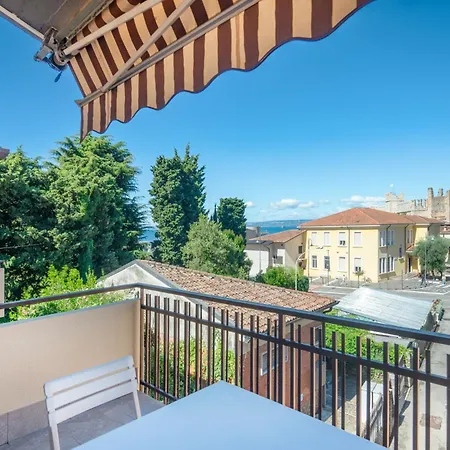 Apartmentsgarda - Aristea Design Living Appartamento Torri Del Benaco